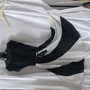 Vintage 70s disco dress swirl skirt & stretch neck or off shoulder. Measurements